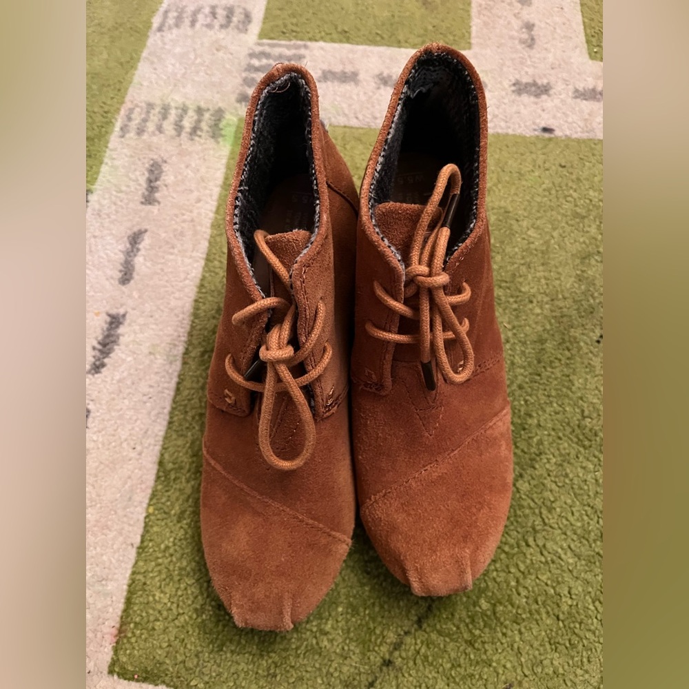Tom’s wedges